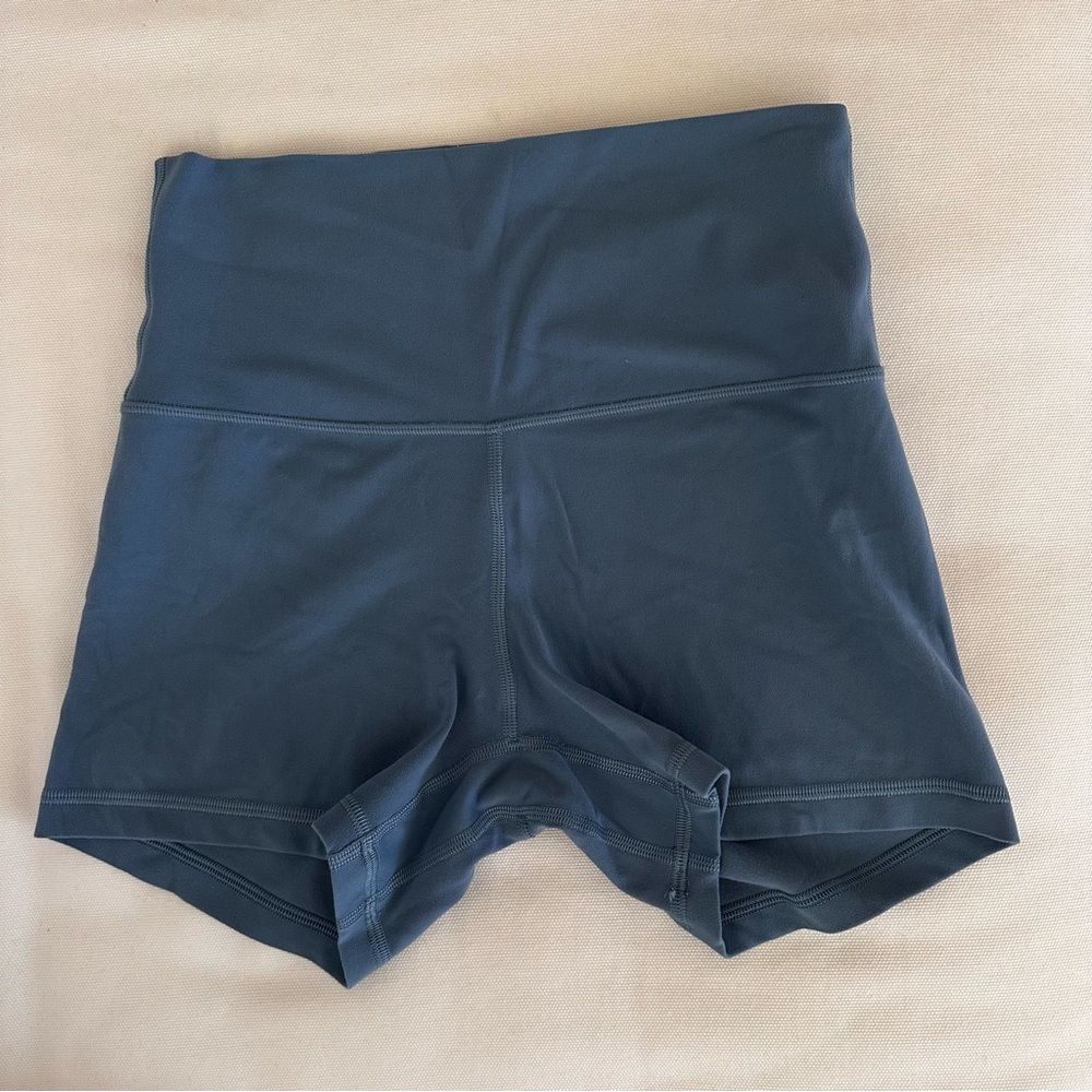 Lululemon align short 4” - size 6